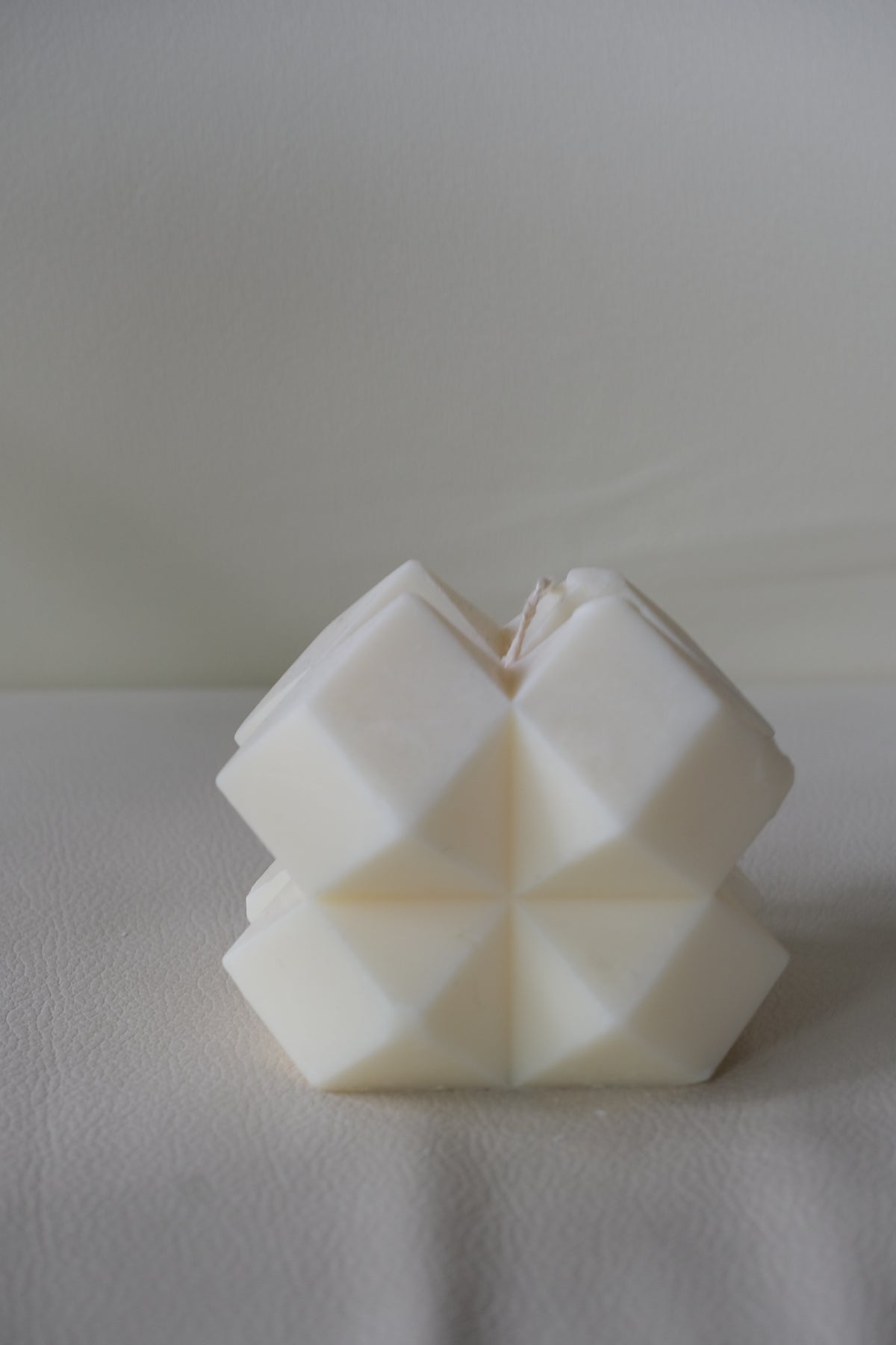 Vera Candle